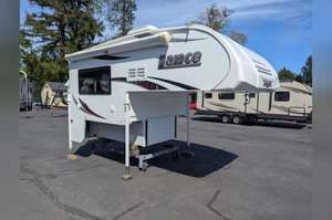 Mejor Precio al por Mayor: Nueva Caravana Camper para Camioneta 4x4 con Techo Rígido y Suspensión Independiente - Product Image 1