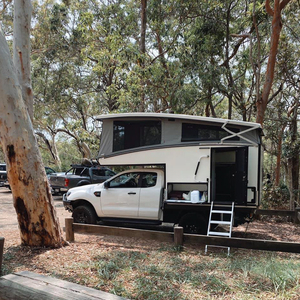 <span class=keywords><strong>Camper</strong></span> Ligero para Camioneta con Techo Elevable - Product Image 2