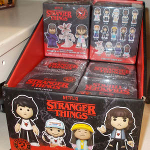 Figura Coleccionable Original de Stranger Things Funkoo Pop Kinder Joy Surprise Capsule, Precio de Fábrica, Edición Limitada de la UE, a Precio Competitivo - Product Image 1