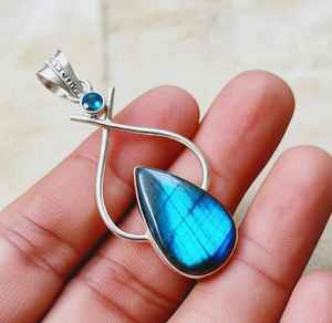 Pendentif Labradorite de feu bleu avec bijoux en pierres précieuses vintage faits à la main en argent sterling 925 cadeau pour elle - Product Image 5