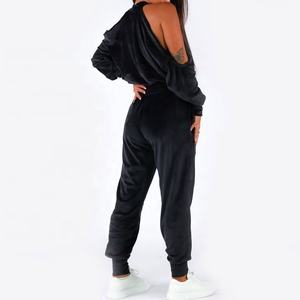 OEM New Arrival Ladies <b>Velour</b> Sweatsuit 2-Piece Jumper and Jogger Set Off-Shoulders Velvet Track Suit Eco-Friendly 2026 - Product Image 3