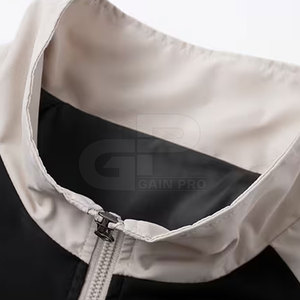 Men <b>Retro</b> <b>Tracksuit</b> Designed For Style And Comfort With Soft Fabric And Relaxed Fit For Summer And Everyday Wear - Product Image 3