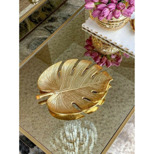 Bandeja decorativa en forma de hoja hueca de estilo antiguo vintage hecha de metal duradero perfecto para exhibición de frutas y postres - Product Image 2