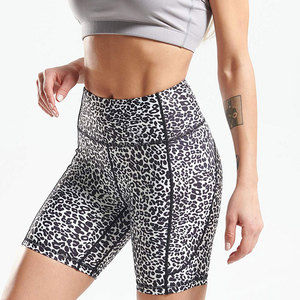 Pantalones cortos de yoga sin costuras más vendidos Pantalones cortos de compresión de cintura alta para ejercicio y entrenamiento - Product Image 4