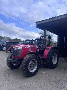 Tractor Agrícola Usado Massey Ferguson 6616, Tractor de Trabajo 4x4 con Cabina Cerrada, Tractor Utilitario Agrícola - Product Image 3