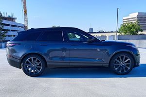Range Rover Velar P380 HSE 2018 d'occasion, conduite à gauche, sièges en cuir, écran tactile - Product Image 3