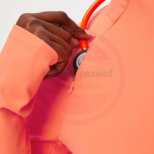 Veste de gommage uniforme d'hôpital avec poches vestes de laboratoire médical unisexes pour une utilisation quotidienne de l'infirmière à l'hôpital vente en gros - Product Image 5