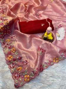 Premium Gold Crush Lace Saree hecho a mano Multi-Thread Lentejuelas Arco Cut Border Pallu Work para todas las ocasiones Étnicamente Bandana - Product Image 4