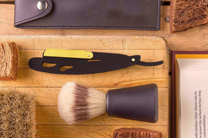 Kit de maquinilla de afeitar de Garganta Cortada con bolsa, maquinilla de afeitar profesional de acero inoxidable negro y dorado para hombres, maquinilla de afeitar de borde recto de hoja única - Product Image 5