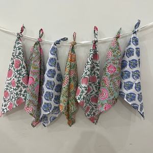 Servilletas de Tela de Algodón con Estampado Floral Hecho a Mano, Servilletas para Mesa de Comedor, Servilletas de Boda, Servilletas Reutilizables Ecológicas para Fiestas - Product Image 3