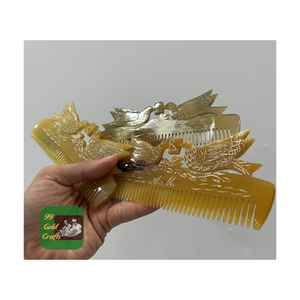 PEINE DE MASAJE DE DIENTES ANCHO DE CUERNO DE BUFALO NATURAL PARA EL CUIDADO DEL CABELLO HERRAMIENTA DE BELLEZA USO DOMÉSTICO DE MANO HECHO EN VIETNAM - Product Image 4