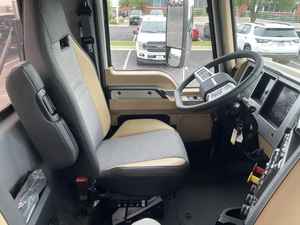 CAMIÓN MACK USADO EN BUEN ESTADO, 600 GVW, 500HP, 294,780 KM, 8 CILINDROS, TRANSMISIÓN AUTOMÁTICA - Product Image 2