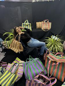 Sacs à provisions en PP recyclé sur le marché du nylon indien avec pochette Sac à linge durable en plastique polypropylène fabriqué en Inde - Product Image 3