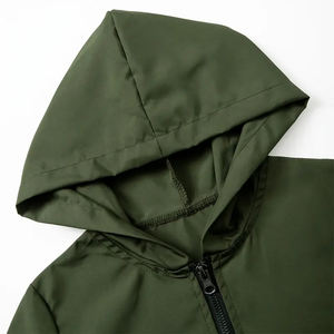 ชุดวอร์มมีฮู้ดแบบขายส่ง สีเขียว ซิปครึ่งตัว แขนยาว ทรงโอเวอร์ไซส์ ชุดสองชิ้น สำหรับฤดูหนาว - Product Image 3