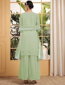 Kurta brodé pour femmes avec palazzo tenue de fête et de fête à la mode costume indien élégant pour les mariages et les occasions - Product Image 4