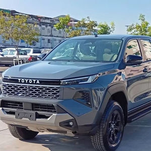 Camioneta Diésel Usada 2024-2025, Tracción en las Cuatro Ruedas, Automática, Exterior Gris, Asientos de Cuero, Neumáticos R18, Caja de Cambios Manual, 4L, Volante a la Izquierda - Product Image 1