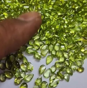 600 Pc Naturel Péridot 3x4mm 3x5mm 4x6mm Poire Cabochon 170ct Lot Iroc Ventes Haute Qualité En Vrac Pierres Précieuses Cabine pour La Fabrication De Bijoux - Product Image 4