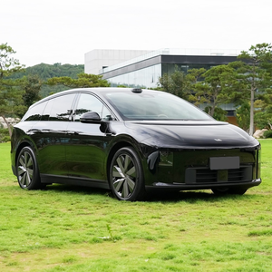 Voiture électrique à énergie nouvelle Li Auto Lixiang Ideal I6, version standard, 4 roues motrices, 660 km, 544 ch, 2025 - Product Image 1