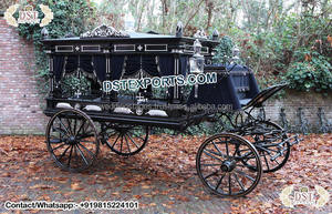 Carruaje de caballos funerario negro victoriano Fabricante Carruaje de ataúd dibujado por caballos tradicional Diseño moderno Coche fúnebre negro en venta - Product Image 3