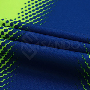 ชุดเครื่องแบบฟุตบอลชุดเสื้อกีฬาผ้าโพลีเอสเตอร์พิมพ์ลายชื่อทีมออกแบบได้ตามที่ต้องการ - Product Image 6