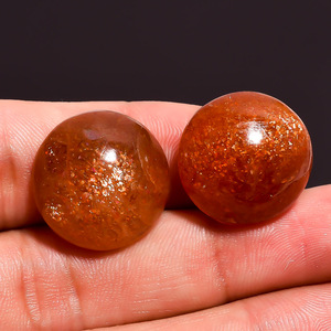 Prix d'usine – Pierre de soleil naturelle orange de qualité supérieure, forme lisse, 18x18x8 mm, paire, belle pierre précieuse en vrac, certifiée par un tiers - Product Image 1