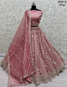 Designer Lehenga Choli pour les fêtes Broderie multi-fils - Product Image 6