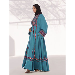 Abaya de qualité supérieure, décontractée, avec broderie boutonnée, pour femmes, tissu mémoire, tailles et couleurs personnalisées, 100% polyester, écologique - Product Image 2