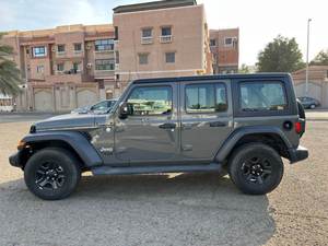 2021 JEEP WRANGLER V6 d'occasion GCC AWD avec sièges en cuir régulateur de vitesse à direction gauche ACC - Product Image 6