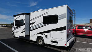 Tout Nouveau 2026 Thorr MotorCoach Classe A Vegas24.1 Camping-car de Luxe Compact avec Espace Coulissant, Cuisine Complète, Prêt pour les Voyages sur Route - Product Image 3