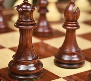 Piezas de Ajedrez Clásicas de la Serie Trendy Classic, Hechas a Mano con Madera de Palisandro y Boj, Rey de 3.75 Pulgadas - Product Image 2