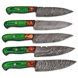 Juego de Cuchillos de Chef de Acero de Damasco de Alta Calidad, Mangos de Madera Ambidiestros, Hojas de 67 Capas, Juego de Corte de Cocina de Cinco Piezas Personalizable - Product Image 1
