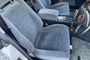 Nissan Gloria Gran Turismo Ultima de 1996 - Product Image 5