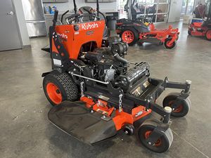 เครื่องตัดหญ้าดีเซล 4 จังหวะ รุ่น F2690 สำหรับงานอุตสาหกรรม พร้อมระบบปล่อยหญ้าด้านหลัง - Product Image 2