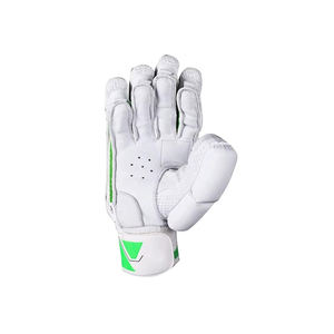 ถุงมือตีคริกเก็ตแบบขายส่ง น้ำหนักเบา ระบายอากาศได้ดี ผลิตในปากีสถาน คุณภาพพรีเมียม ปกป้องมืออย่างสบาย สำหรับผู้เล่น - Product Image 3