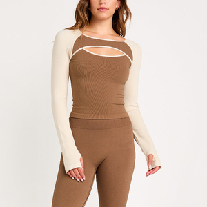 قميص رياضي نسائي طويل الأكمام مخصص عالي الجودة بألوان متباينة سريع الجفاف وقابل للتنفس لليوغا - Product Image 3