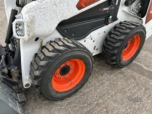 Mini-chargeuse sur pneus BBOBCAT S66 2024 - Product Image 6