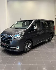 (W&T) Toyota HiAce Van d'occasion 2022, automatique, intérieur cuir, essence, pneus R17, conduite à gauche, véhicule d'occasion - Product Image 1