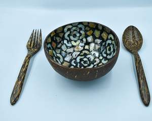 Tazón de Cáscara de Coco Natural Sostenible, Tazón de Coco Ecológico Hecho a Mano para Servir Alimentos, Cenar y Decorar - Product Image 4