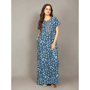 Chemise de nuit longue Evolve pour femme en rayonne Liva, avec poches, super douce et confortable, en popeline tissée, boutonnée, avec cordon de serrage, à manches courtes - Product Image 2