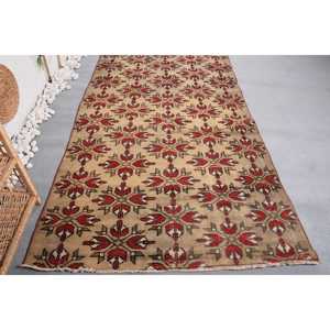 พรมตุรกีขนาด 4.6x7.9 ฟุต สีเบจแดง ลายวินเทจ ขอบตกแต่งด้วยผ้าขนสัตว์ - Product Image 1