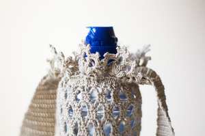 Porte-bouteille en macramé bleu coton écologique décor à la maison cadeau de noël intérieur extérieur - Product Image 4