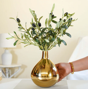 Vase en métal moderne et élégant créé pour une décoration luxueuse de maison et de jardin, parfait pour les expositions florales ou le style autonome - Product Image 4