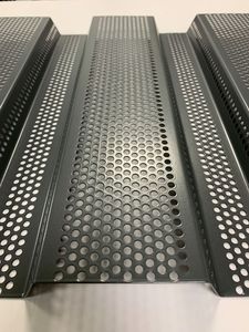 Hoja perforada corrugada de metal de aluminio de fábrica India para la fabricación de paneles metálicos arquitectónicos - Product Image 2