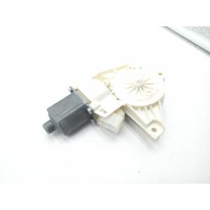 Moteur électrique de lève-vitre avant droit MERCEDES Classe B W246 2ème série (12>) A2459065200 - Product Image 2