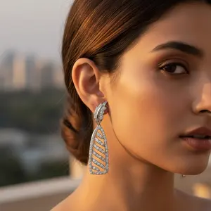 Elegantes Pendientes de Plata 925 con Diamantes para Mujer, Accesorio de Joyería de Moda - Product Image 1