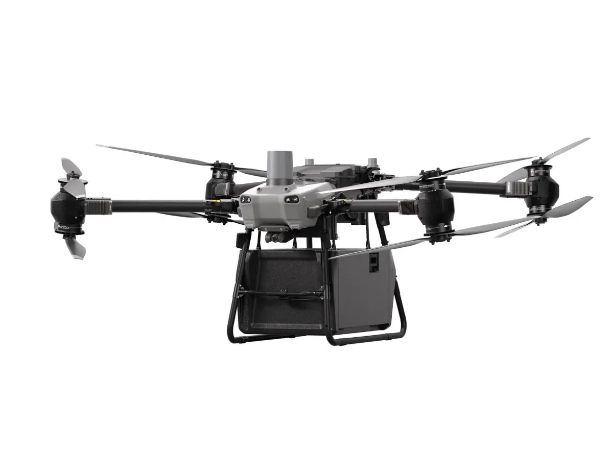 DJI FlyCart 30 FC30 drone kargo pengiriman transportasi UAV 30KG muatan muatan 70L kapasitas 6000m ketinggian