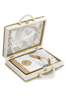 Coffret Cadeau Musulman Tapis de Prière Tasbih Sac Cadeau Islamique en Perles pour Ramadan Musulmans Cadeaux de Mariage et Souvenirs Coran Ramadan Allah Aïd
