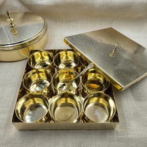 Laiton de bonne qualité Beau design fait à la main Boîte à épices Conception de gravure Boîte à épices Laiton Métal avec touche dorée - Product Image 5