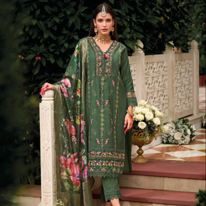 Traje VICHITRA SILK HEVAY con DUPATTA, Bordado Elegante y Trabajo Chandari, Ropa de Fiesta para Mujer - Product Image 1