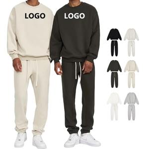 Vente en Gros Logo Personnalisé Brodé Décontracté Hommes en Coton Blanc Pantalon de Survêtement Court Boxy Sweat à Capuche Zip Ensemble Pantalon de Survêtement Évasé - Product Image 1